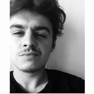 Meet your Posher, Quentin